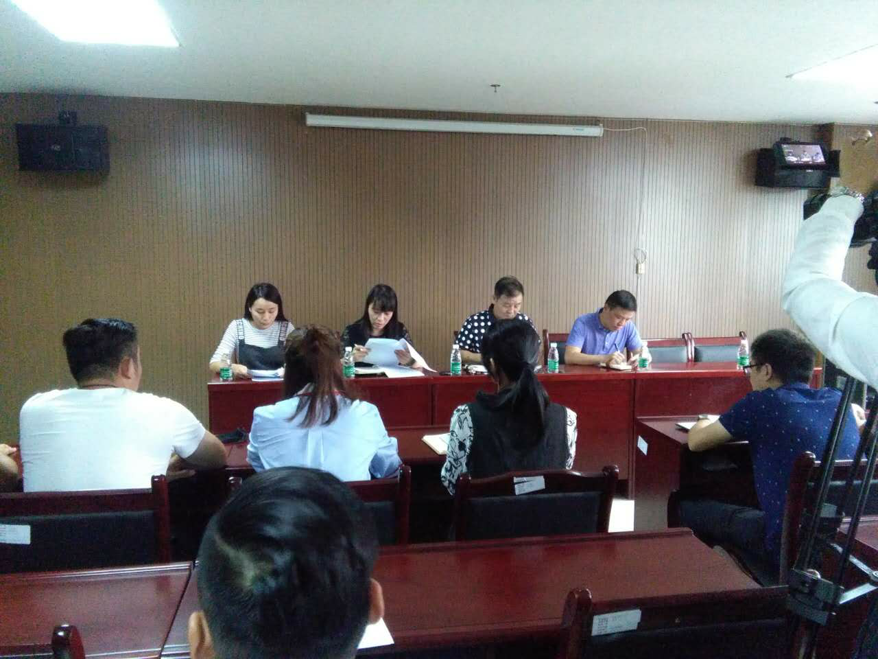 強化廉潔自律意識  嚴格規范自身行為