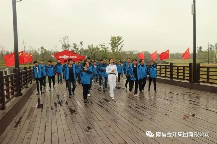 領(lǐng)略英雄風(fēng)采 升華管護(hù)精神——管護(hù)公司黨支部組織參觀南