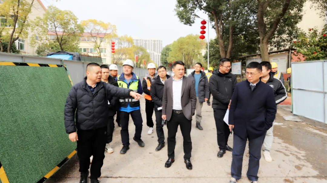 李茶根帶隊實地調研城市排水單元項目建設情況