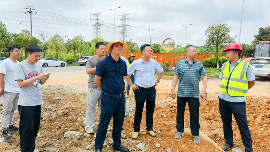 抓實防暑降溫舉措，筑牢安全質(zhì)量防線